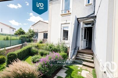 Maison - 98 m² - 4 pièces