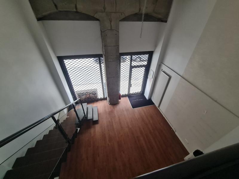 Local commercial - 136 m²