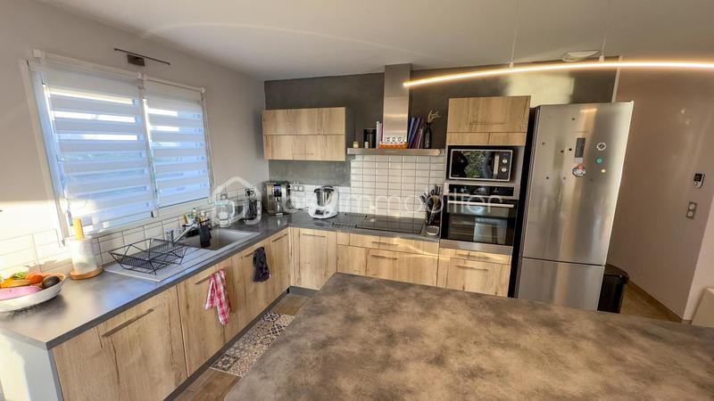 Maison - 95 m² - 5 pièces