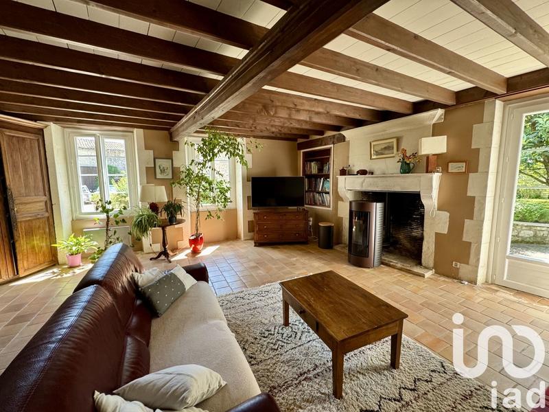 Maison - 240 m² - 7 pièces