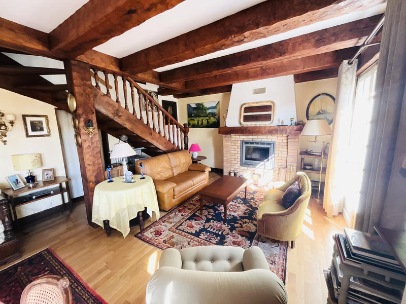 Maison - 138 m² - 7 pièces