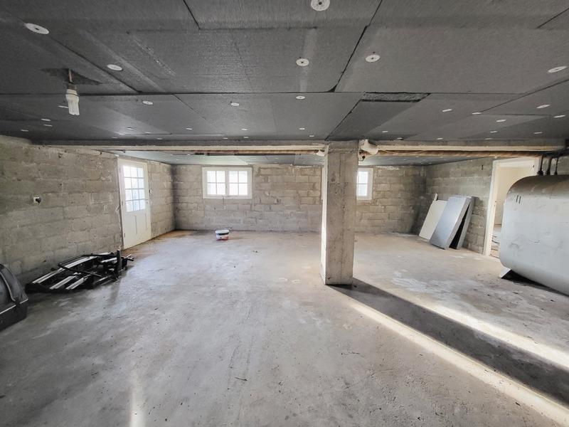 Maison - 138 m² - 9 pièces