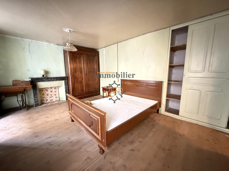 Maison - 96 m² - 5 pièces