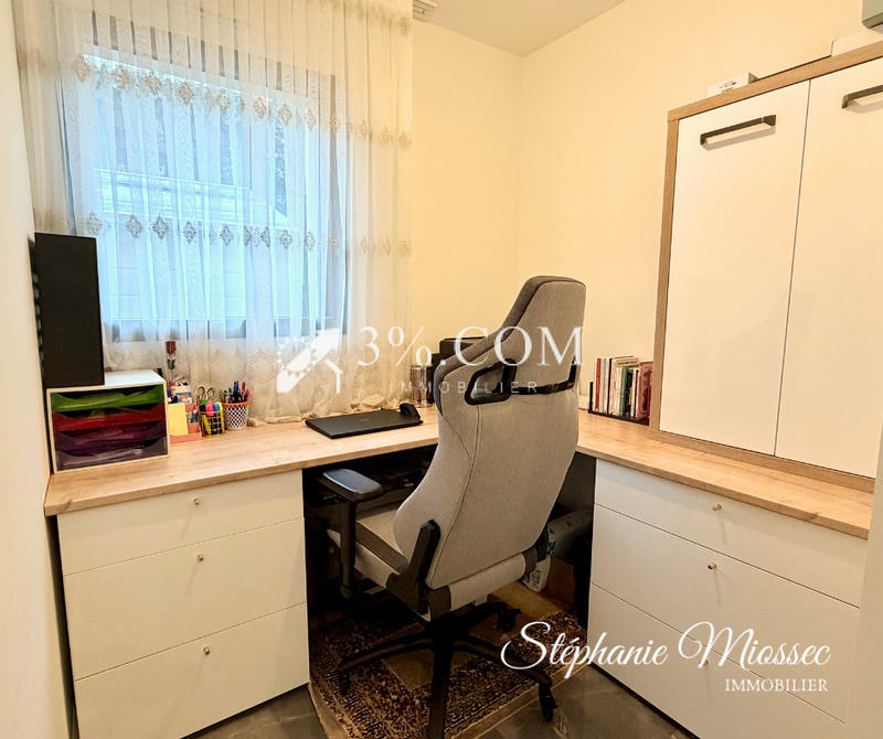 Maison - 180 m² - 7 pièces