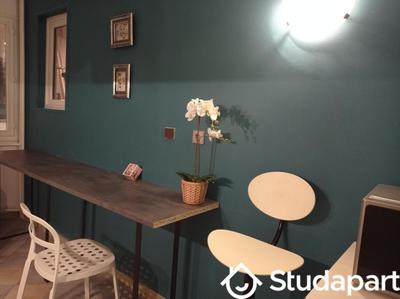 Chambre - 10 m² - 1 pièce