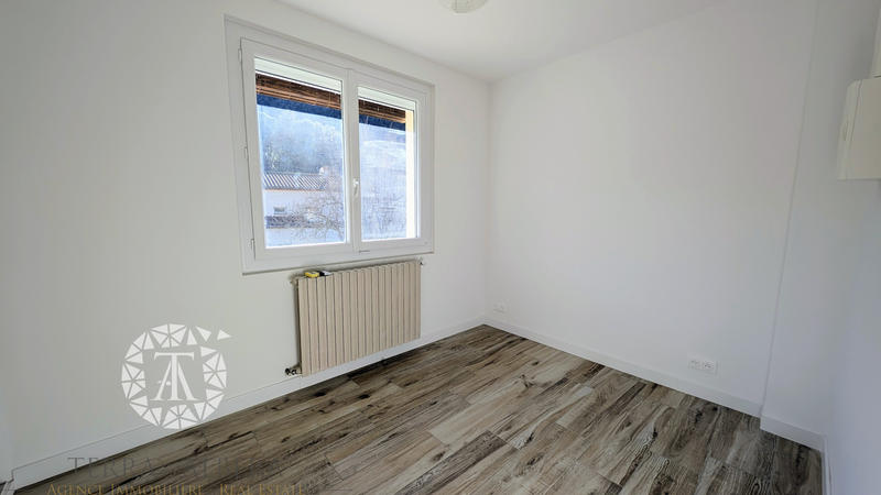 Villa - 91 m² - 6 pièces