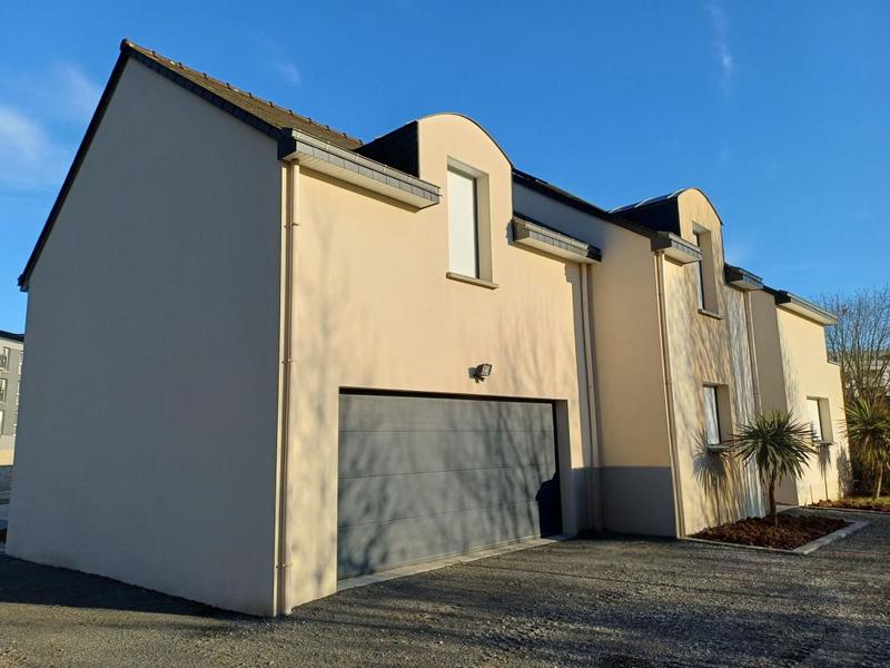 Maison - 150 m² - 7 pièces