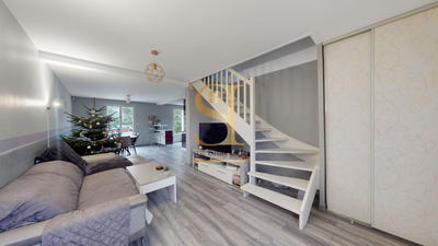 Maison - 85 m² - 4 pièces