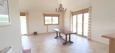 Maison - 163 m² - 8 pièces
