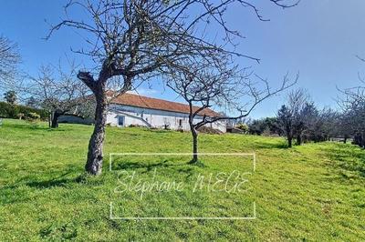 Maison - 500 m² - 6 pièces