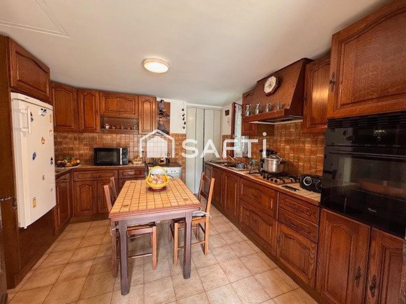 Maison - 102 m² - 4 pièces