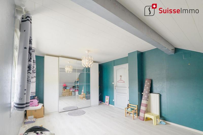 Maison - 188 m² - 9 pièces