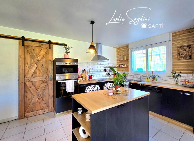 Maison - 150 m² - 7 pièces