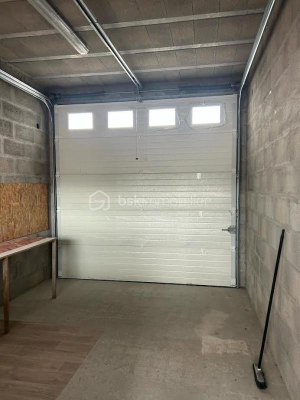 Bureau - 750 m² - 19 pièces