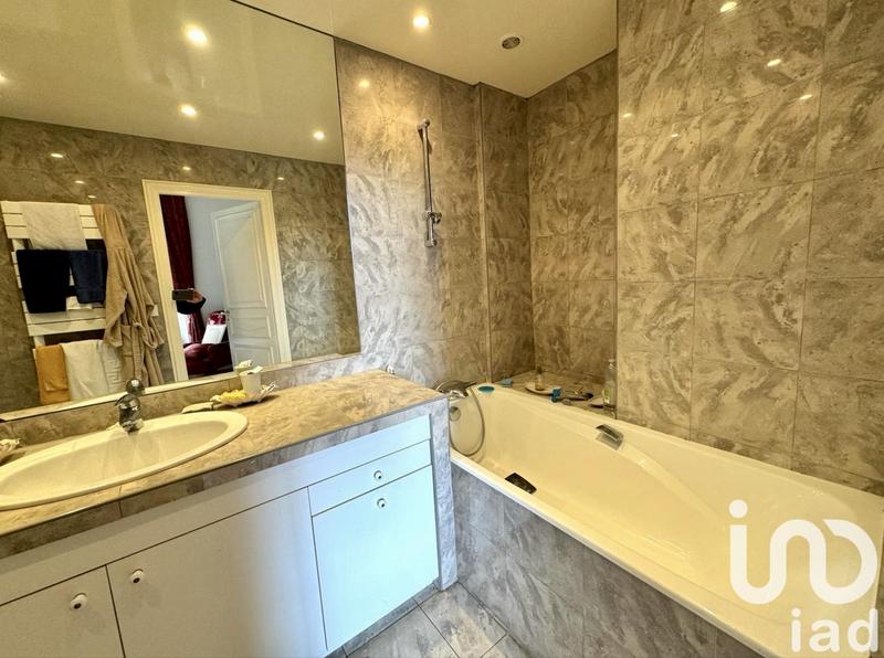 Maison - 172 m² - 7 pièces