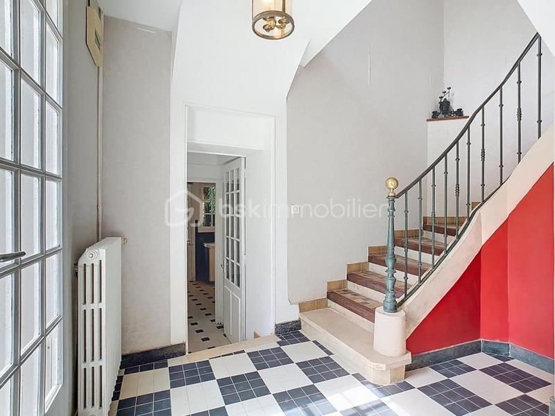 Demeure - 155 m² - 6 pièces