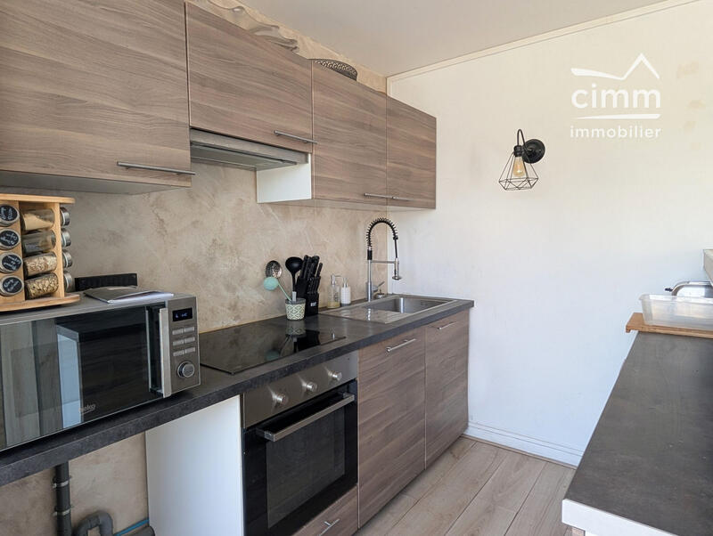 Appartement - 65 m² - 4 pièces