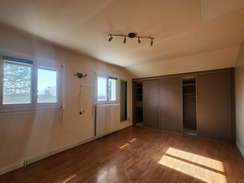 Maison - 157 m² - 7 pièces