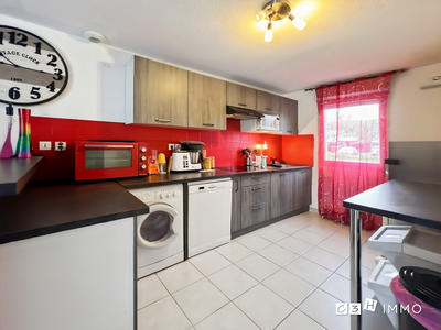 Maison - 83 m² - 4 pièces
