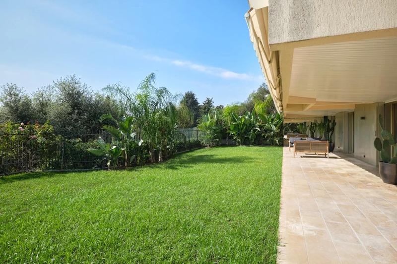 Villa - 315 m² - 7 pièces