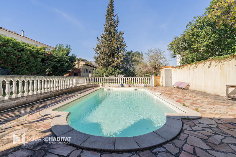 Maison - 137 m² - 5 pièces