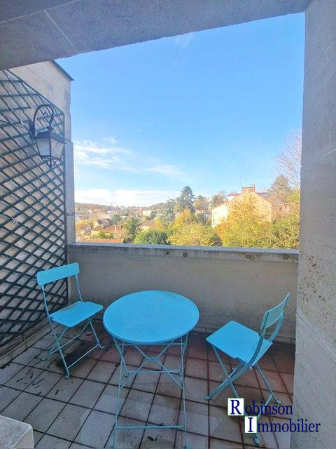 Appartement - 93 m² - 4 pièces