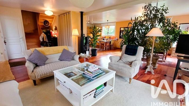 Maison - 140 m² - 6 pièces