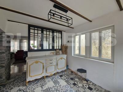 Maison ancienne - 214 m² - 6 pièces