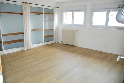 Appartement - 247 m² - 4 pièces