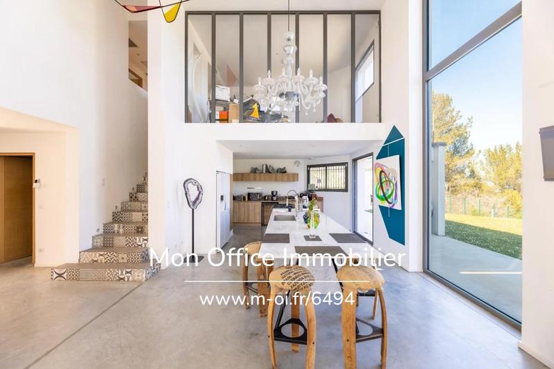 Maison - 272 m² - 7 pièces