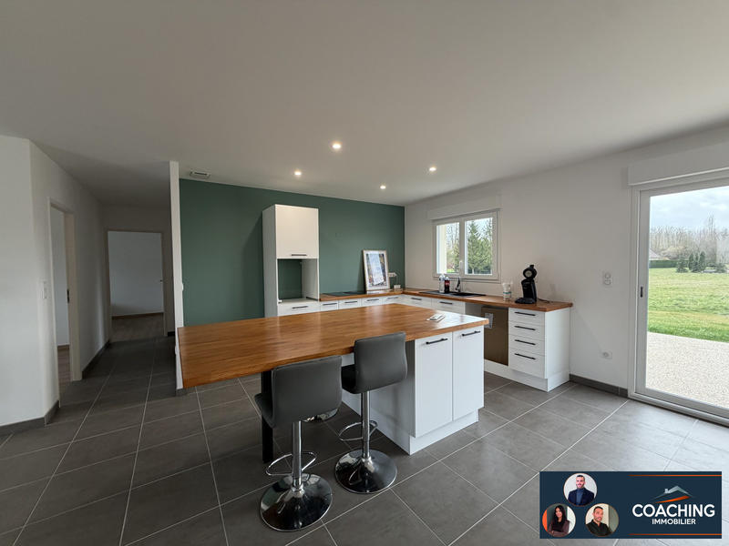 Maison - 104 m² - 5 pièces