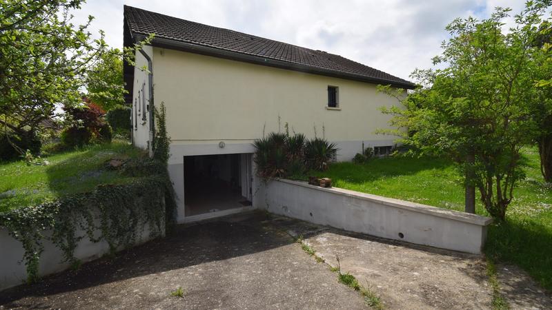 Maison - 212 m² - 6 pièces