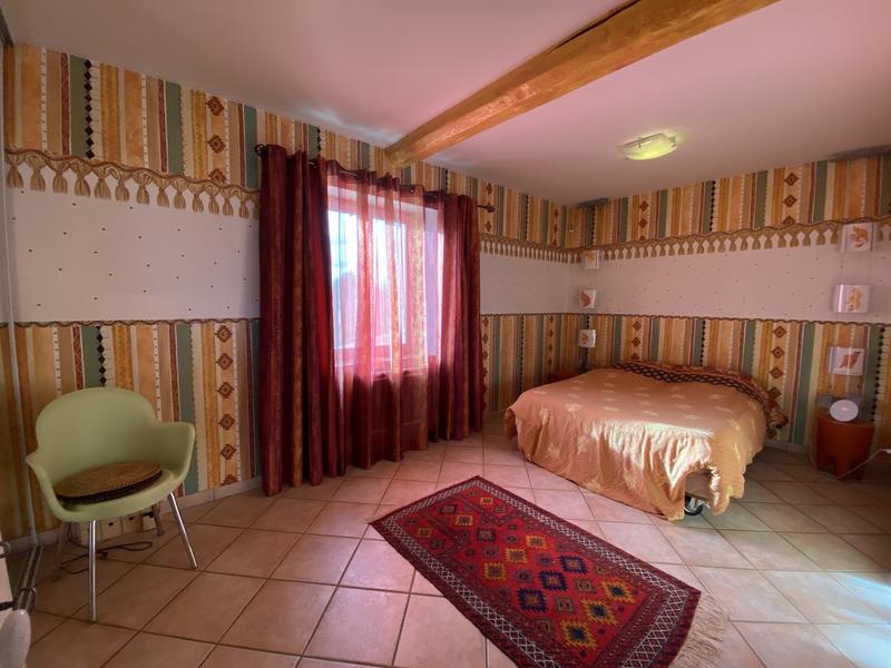 Maison - 211 m² - 7 pièces