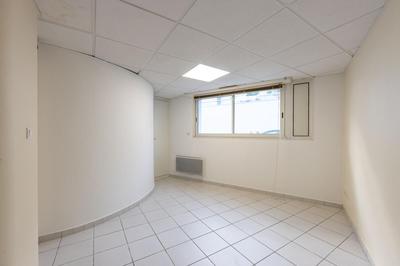 Bureau - 147 m² - 5 pièces