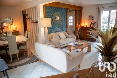 Maison - 110 m² - 6 pièces