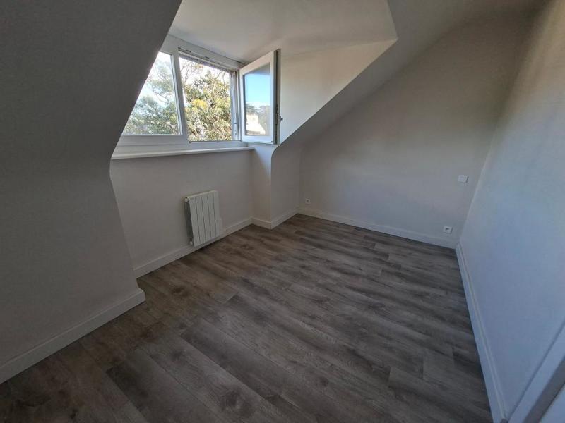 Maison - 185 m² - 6 pièces