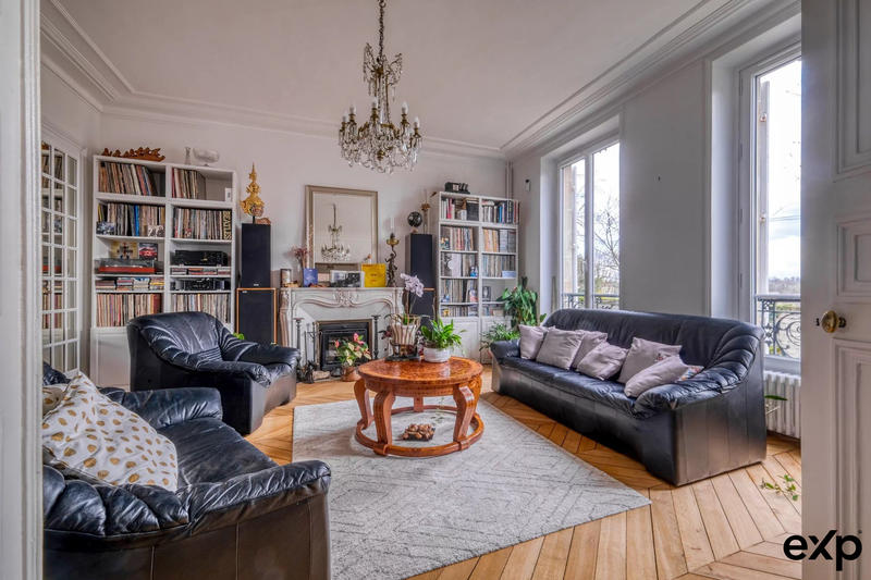 Maison - 500 m² - 14 pièces