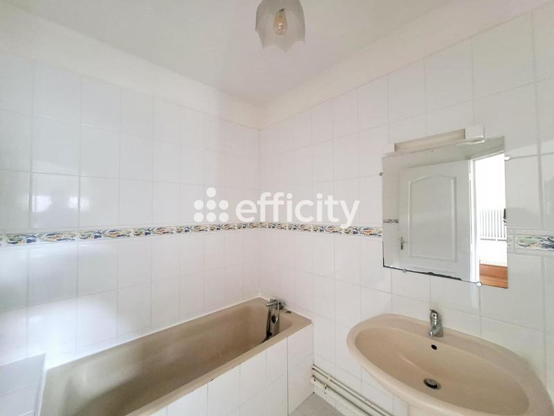 Maison - 118 m² - 4 pièces