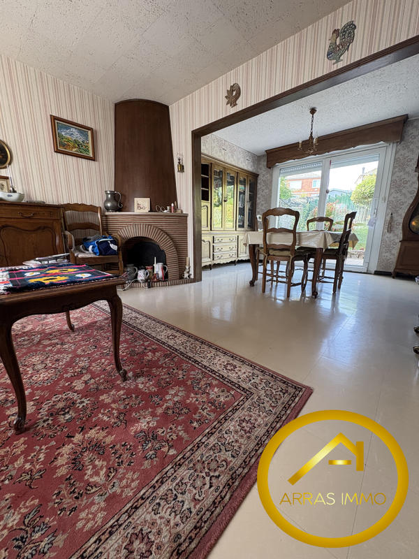 Maison - 80 m² - 4 pièces