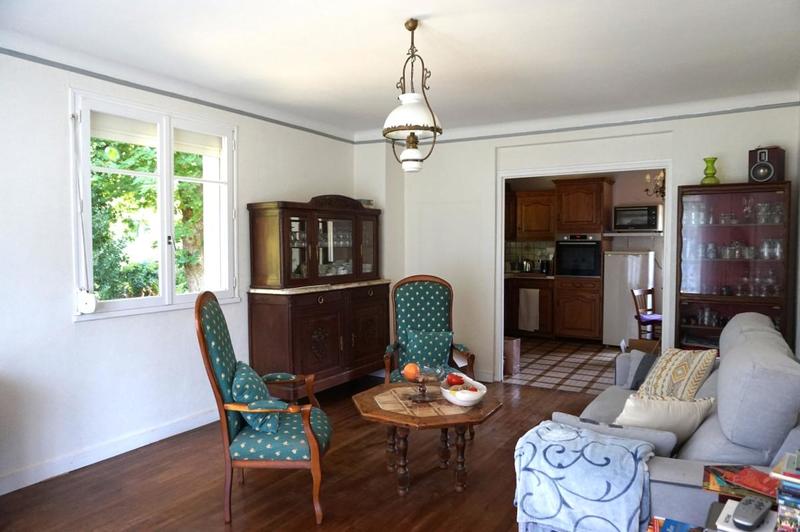 Maison - 142 m² - 8 pièces