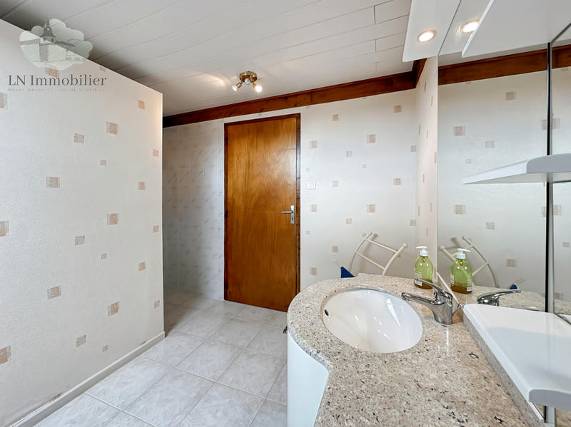 Maison - 134 m² - 7 pièces