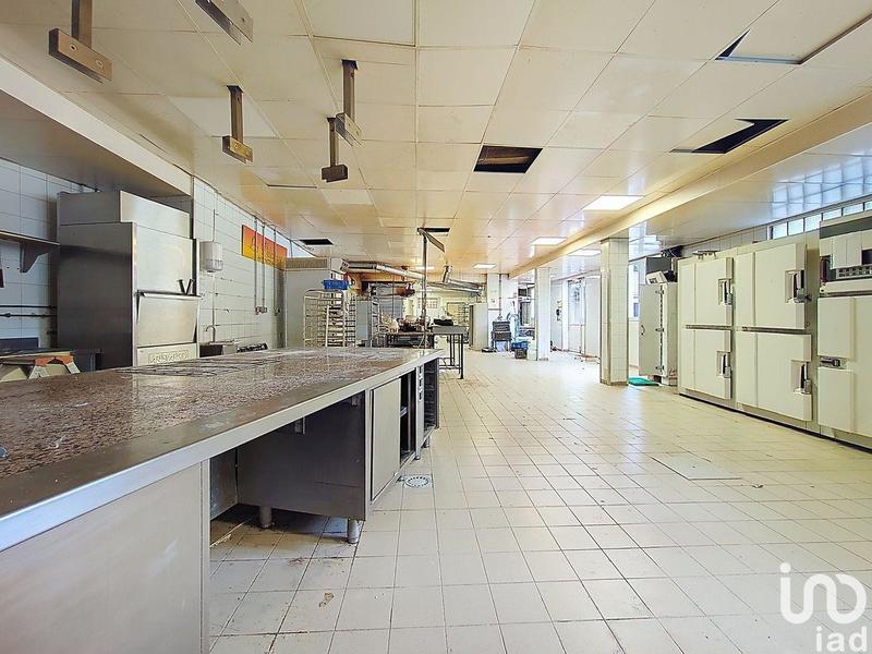 Local commercial - 662 m²