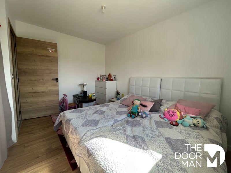 Maison - 200 m² - 7 pièces