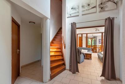 Maison - 170 m² - 9 pièces