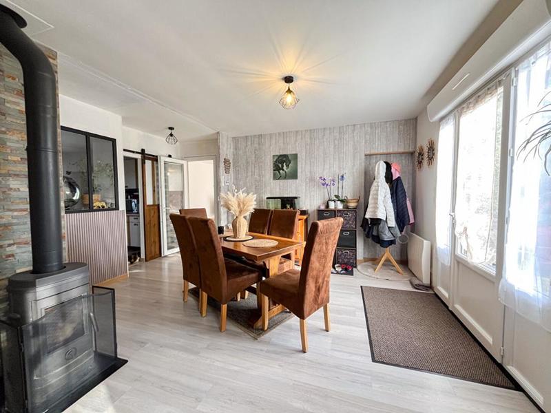 Maison - 91 m² - 5 pièces