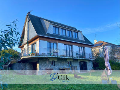 Maison - 144 m² - 5 pièces