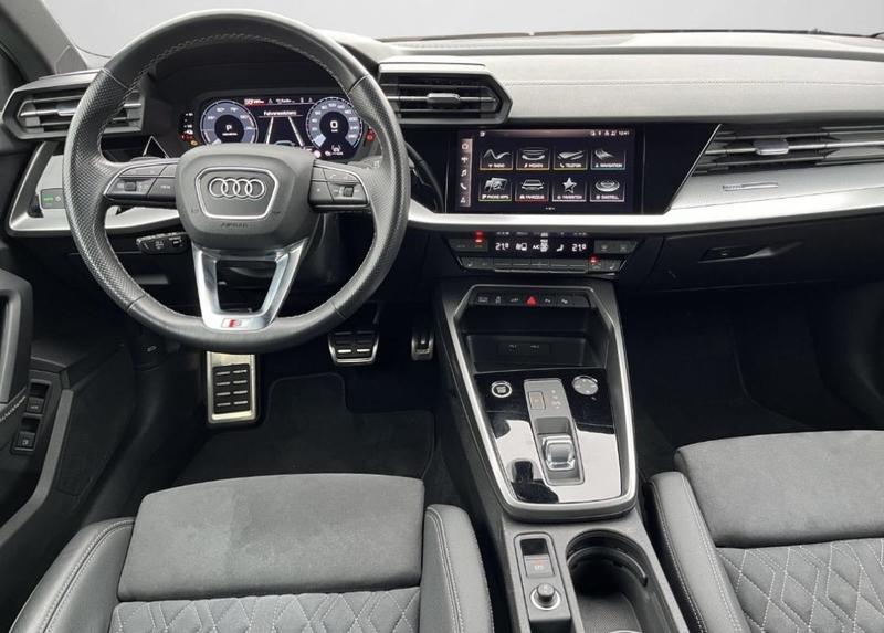 Audi A3 sportback 45 TFSIe 245 s-Line Hybride Rechargeable / Sieges Rs Camera de Recul Coffre Elec Carplay Android Auto