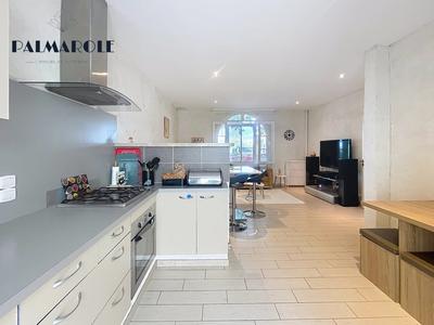 Maison de ville - 100 m² - 4 pièces