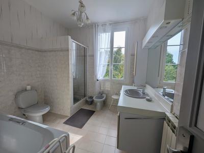 Maison - 169 m² - 7 pièces