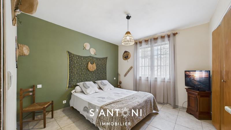 Maison - 138 m² - 6 pièces